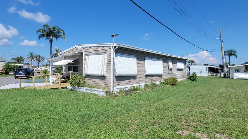 83 Murcott Dr. a Winter Haven, FL Mobile or Manufactured Home for Sale